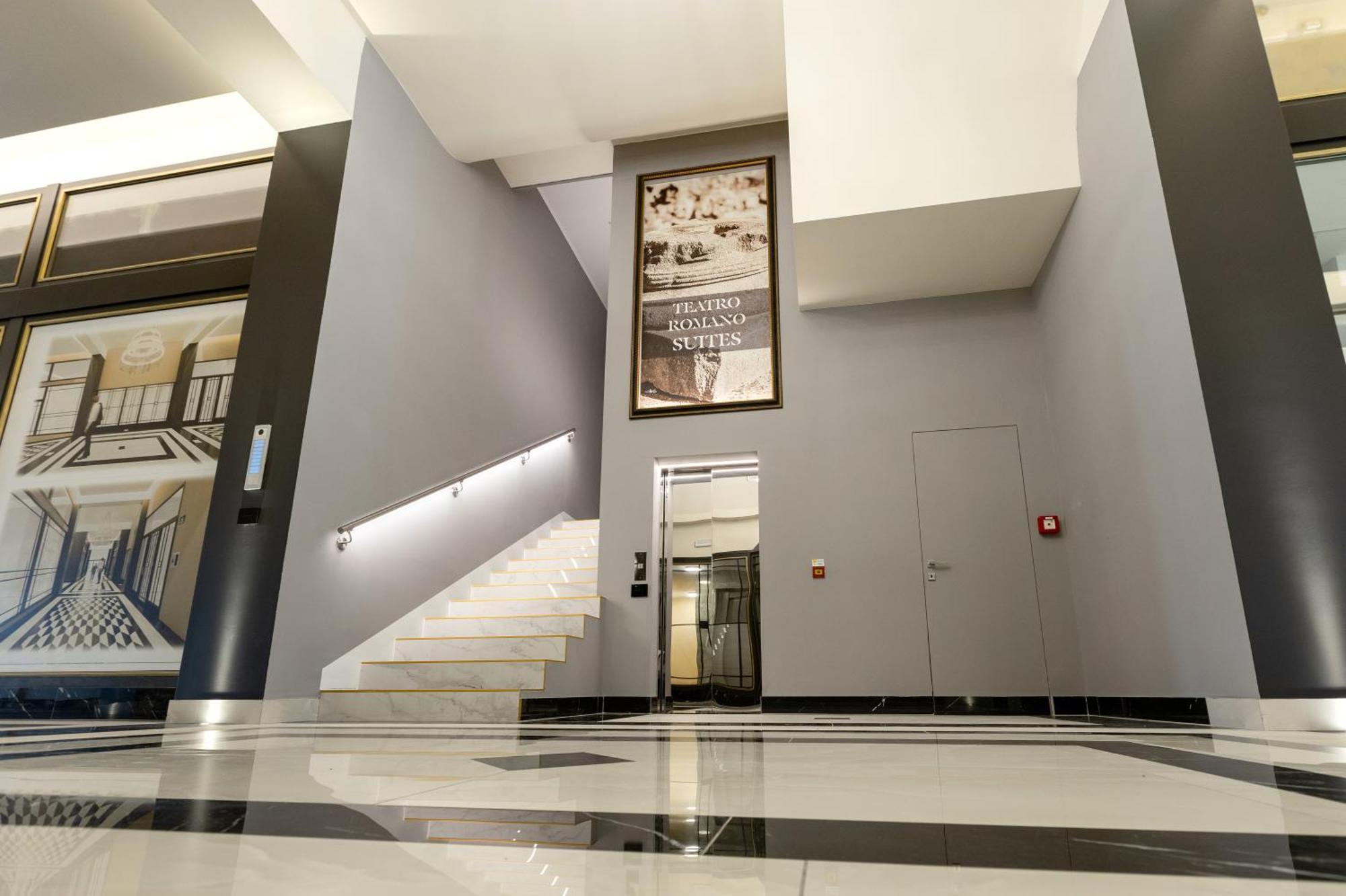 Teatro Romano Exclusive Suites Triest Zewnętrze zdjęcie