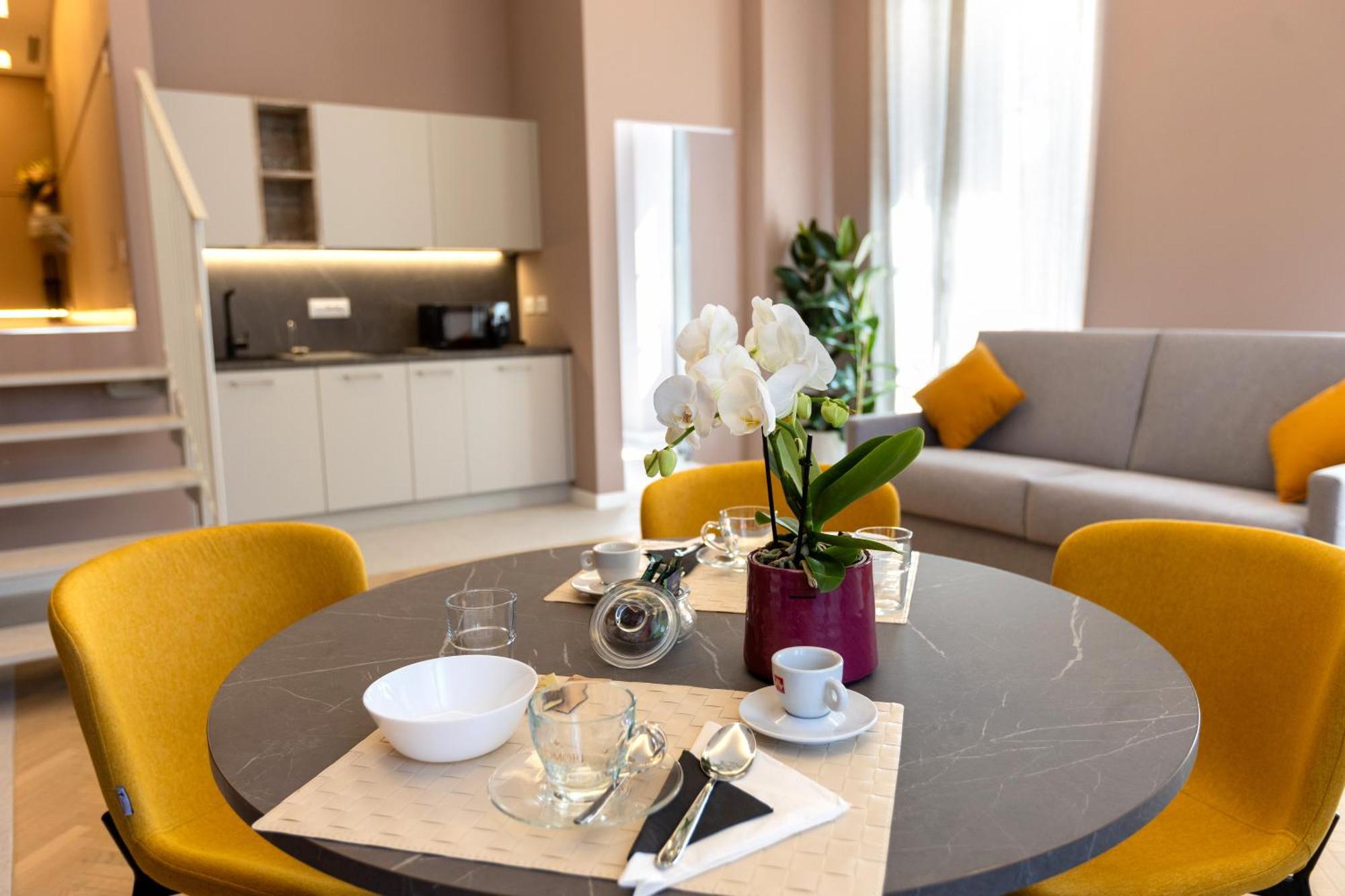 Teatro Romano Exclusive Suites Triest Zewnętrze zdjęcie