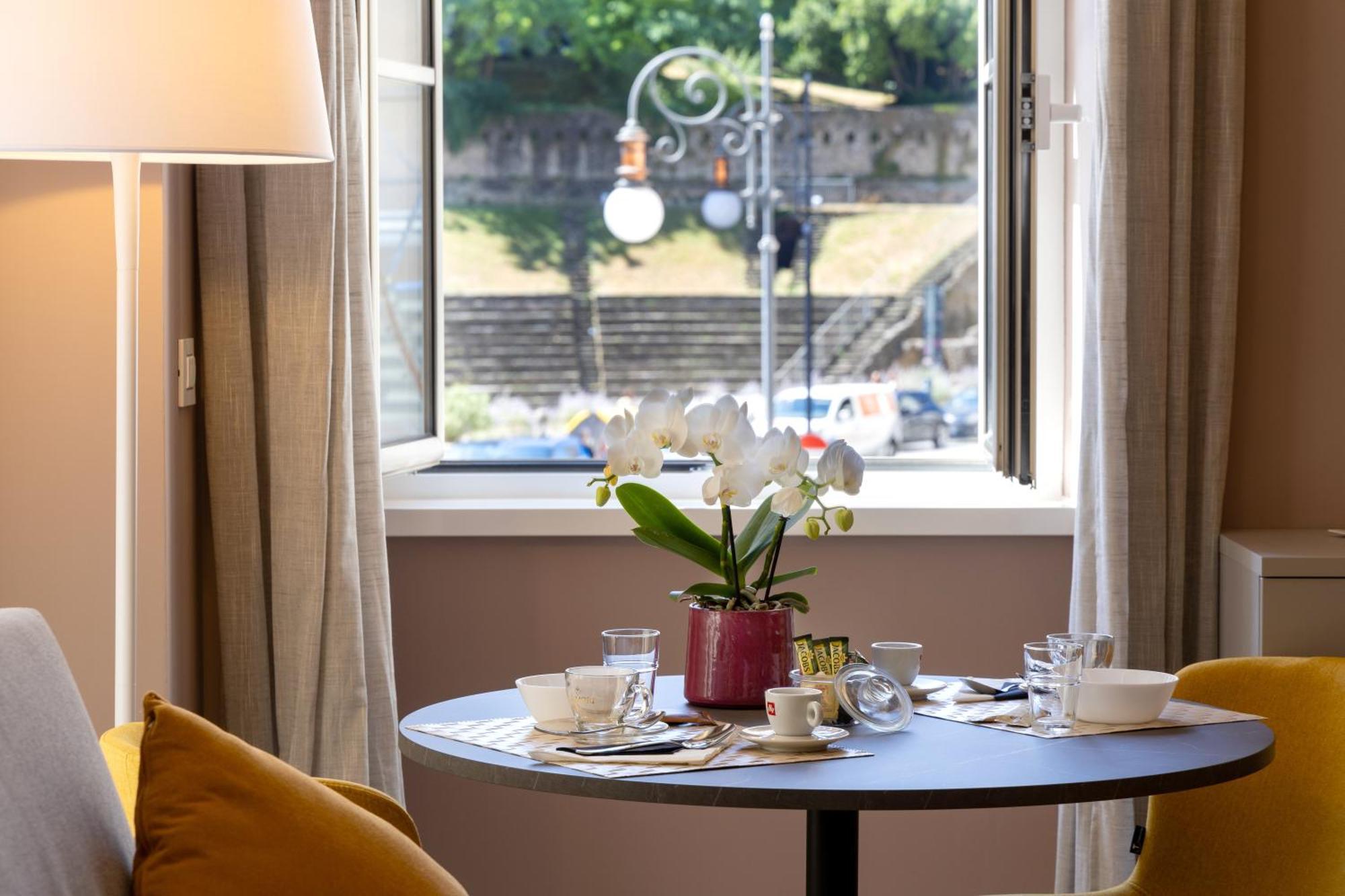 Teatro Romano Exclusive Suites Triest Zewnętrze zdjęcie